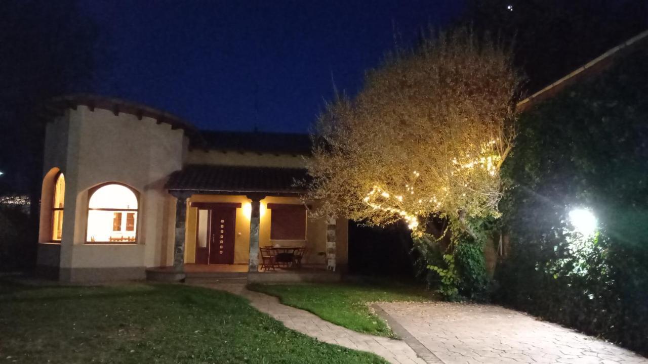 La Cuquina Villa Villaturiel Buitenkant foto